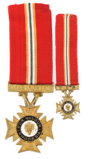 RHODESIAN UDI GRAND CROSS OF VALOR MEDAL SET