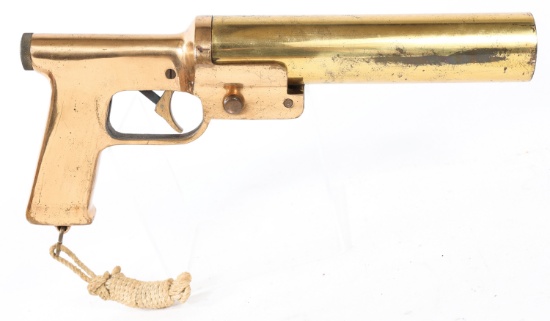 WWII US NAVY SCULLER 37mm FLARE PISTOL & METAL BOX