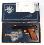1977 SMITH & WESSON MODEL 41 22LR TARGET PISTOL