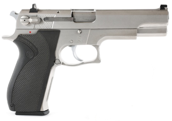 SMITH & WESSON MODEL 4506 .45 ACP CALIBER PISTOL