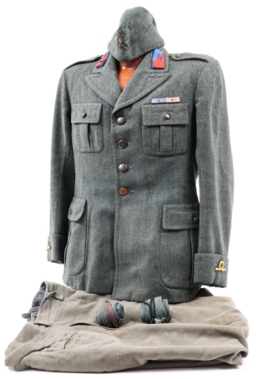 WWII ITALIAN ARMY TANK REGIMENT OFFICER UNIFORM