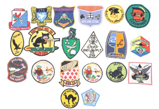 VIETNAM WAR US ARMY AVIATION / CAVALRY PATCHES LOT