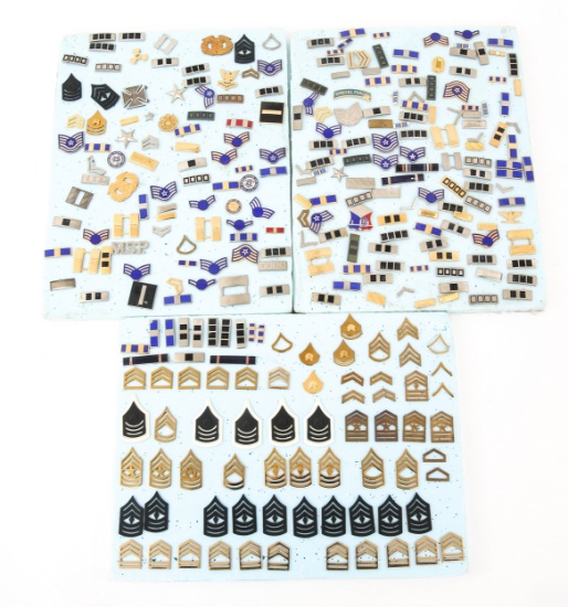 US MILITARY INSIGNIA PINS & BUTTONS LOT