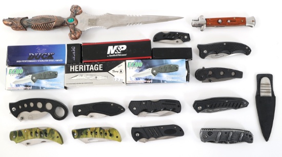 MODERN TACTICAL FOLDING KNIVES LOT OF 19