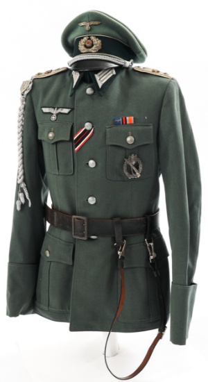 WWII GERMAN ARMY OFFICER M36 TUNIC - VISOR & BELT
