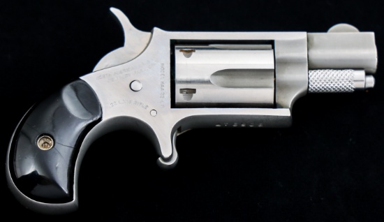 NORTH AMERICAN ARMS NAA-22-LR .22 LR REVOLVER