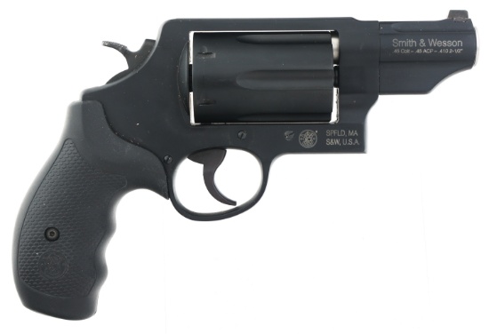 SMITH & WESSON GOVERNOR .45 / .410 GA REVOLVER