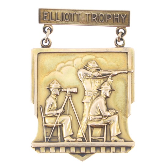 USMC ELLIOT TROPHY 14K GOLD SHOOTING BADGE