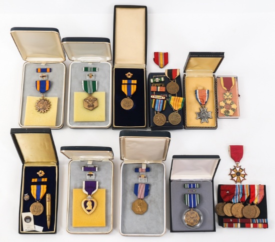 WWII - COLD WAR US ARMED FORCES MEDAL LOT