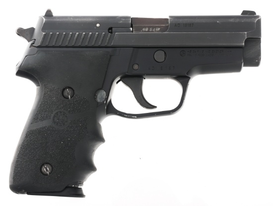 SIG SAUER MODEL P229 .40 CALIBER SEMI AUTO PISTOL