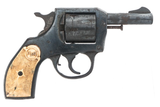 HARRINGTON & RICHARDSON MODEL 632 .32 CAL REVOLVER