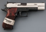 SIG SAUER MODEL P220 .45 AUTO CALIBER PISTOL