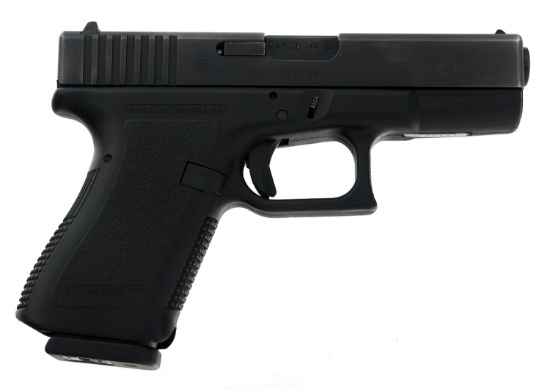 GLOCK MODEL 23 .40 S&W CALIBER PISTOL