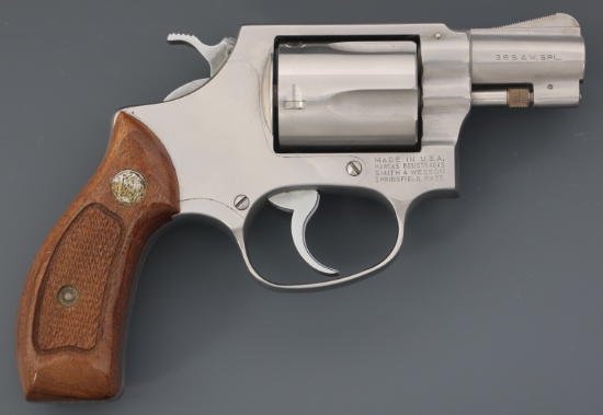 SMITH & WESSON MODEL 60 .38 S&W SPECIAL REVOLVER | Guns & Military ...