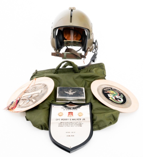 VIETNAM WAR US ARMY ATTRIBUTED APH-5 FLIGHT HELMET