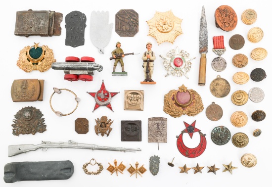WWI - WWII OTTOMAN & US INSIGNIA & FIGURINES