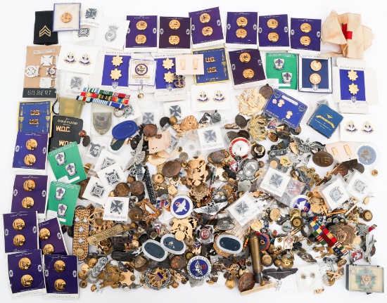 WWII - CURRENT US ARMED FORCES INSIGNIA