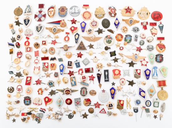 COLD WAR SOVIET UNION MILITARY & POLITICAL BADGES