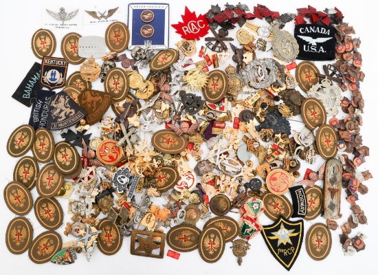 COLD WAR - CURRENT WORLD MILITARY INSIGNIA