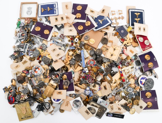 WWII - CURRENT US ARMED FORCES INSIGNIA