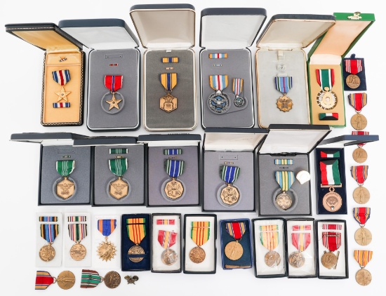 WWII - CURRENT US ARMED FORCES MEDALS