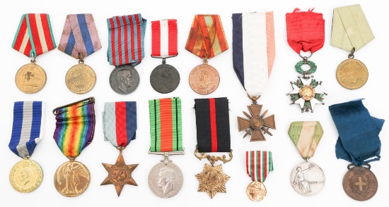 WWI - WWII EUROPEAN MILITARY MEDALS