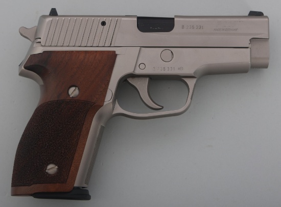 SIG SAUER MODEL P228 9x19mm CALIBER PISTOL