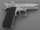 SMITH & WESSON MODEL 5906 9X19MM CALIBER PISTOL
