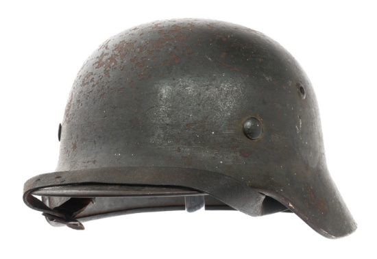 WWII GERMAN M35 COMBAT HELMET