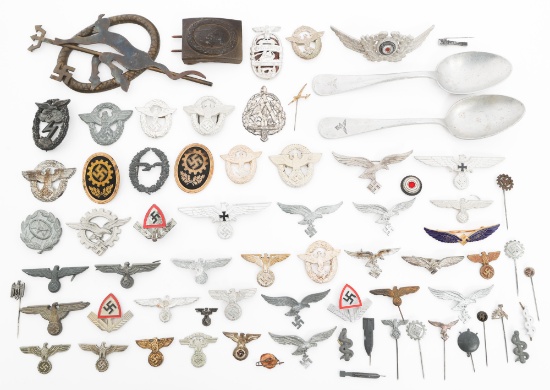WWII GERMAN LUFTWAFFE COMBAT BADGE & INSIGNIA
