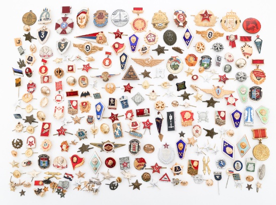 COLD WAR SOVIET UNION MILITARY & POLITICAL BADGES