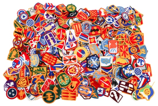 US ARMED FORCES SHOULDER PATCHES