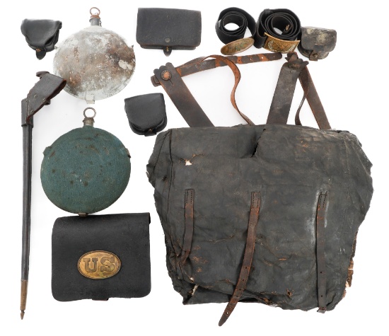CIVIL WAR UNION KNAPSACK, CANTEENS & FIELD GEAR