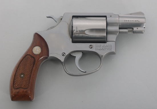 SMITH & WESSON MODEL 60 .38 SPECIAL CAL REVOLVER