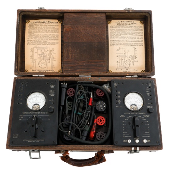 WWII USN RADIO RECEIVER ANALYZING EQUIPMENT