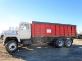 1980 Ford LNT 8000 10 Wheel Truck