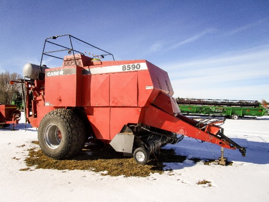 Case IH 8590 4x4 Baler