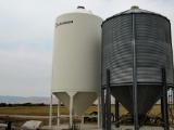 Wheatland Cone Bottom Granary