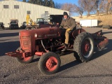 International Utility 300 Tractor