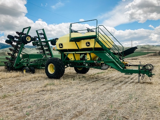 John Deere 1910 Grain Cart w/John Deere 1890 Air Drill