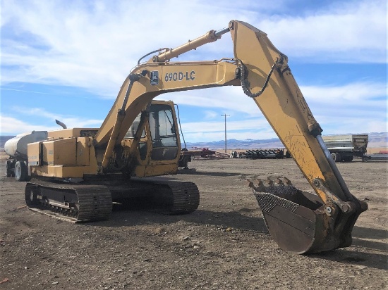 John Deere 690 D-LC Excavator