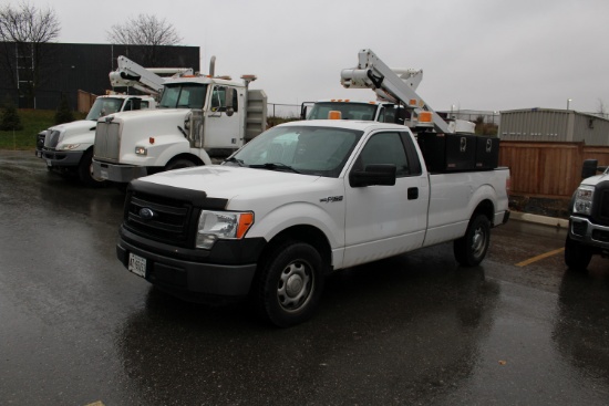2014 FORD F150XL CREW CAB 4X2 PICKUP W/ 5.0L V8 GAS ENGINE C/W (2) WEATHER GUARD HI-SIDE TOOL BOXES