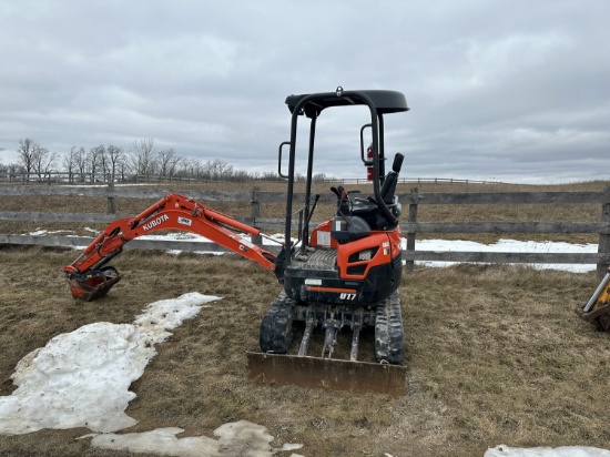 2019 KUBOTA U17 MINI CRAWLER EXCAVATOR, S/N 50255 (990 HRS) C/W KUBOTA DIGGING BUCKET & THUMB