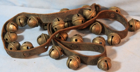 Sleigh bells, 2 straps