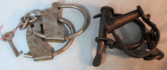 3 pair vintage handcuffs, 1 pr. is Metropolitan Police