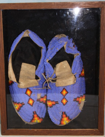 Beaded moccasins, Plains Indian, 10", older