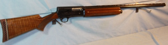 Browning Auto-5 shotgun, 12 ga. Mag., #43039, engraved receiver, nice cond.