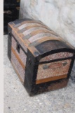 Fancy dome top steamer trunk, 19