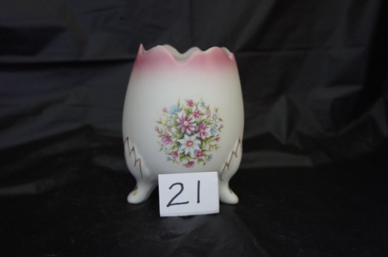 Porcelain "EGG"  4-1/2 inch tall