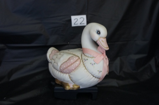 Ceramic "SWAN"  1987  Geo.Z Lefton   # 06146   Sri Lanka